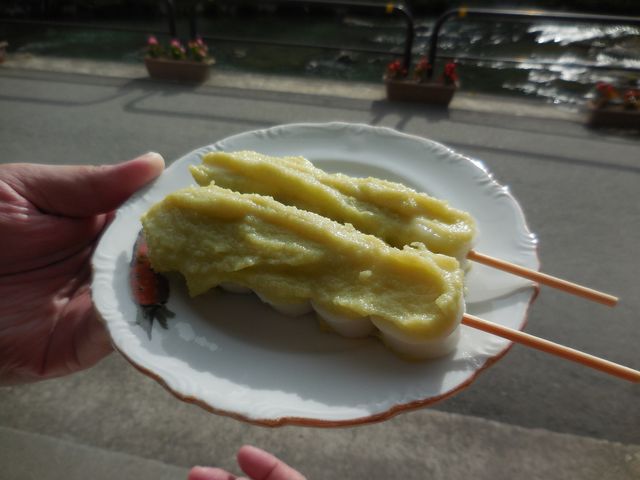 豆(じんだん)だんご(串)_羽賀だんご店