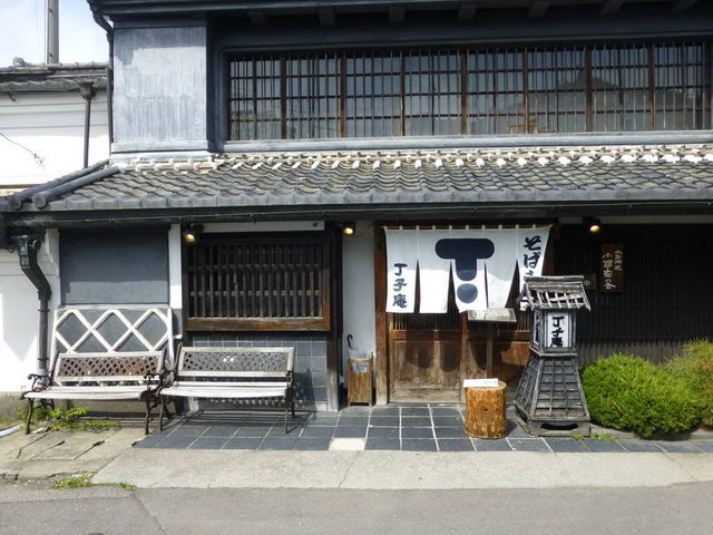 歴史ある建物_そば蔵・丁子庵