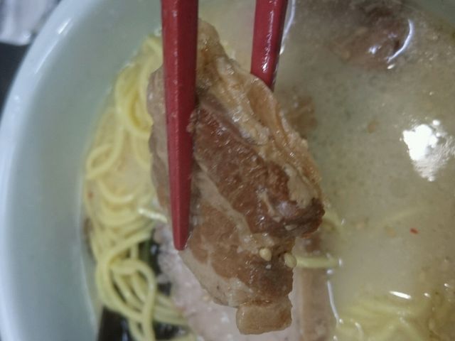 二種類のチャーシューが入っています。とても美味しいです。_らーめん山頭火 本店