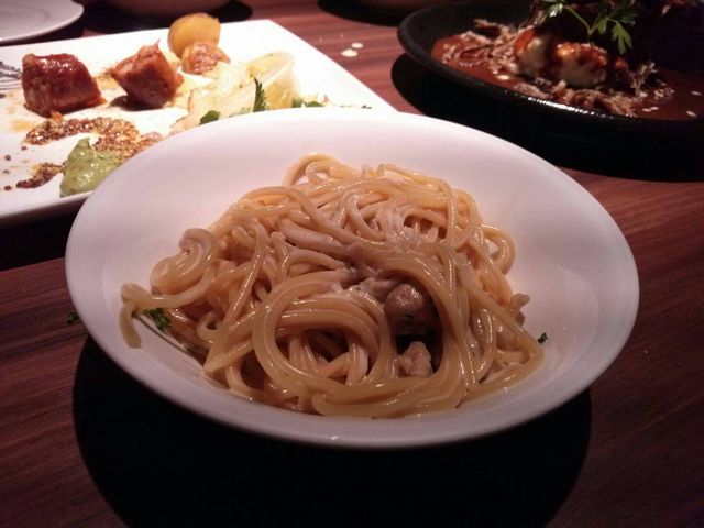 ポルチーニと大地鶏のクリームパスタ_スミヤ SUMIYA