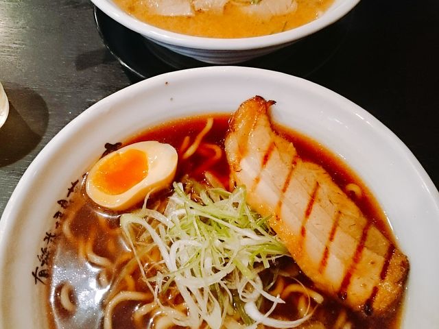 ラーメンです_すみれ
