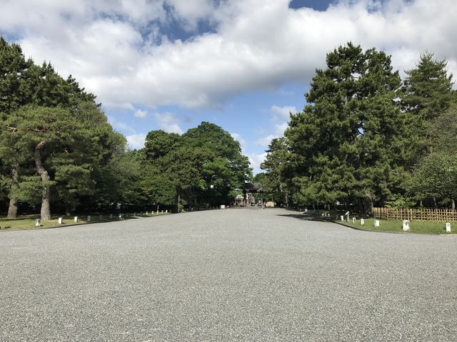 砂利の境内_京都御苑