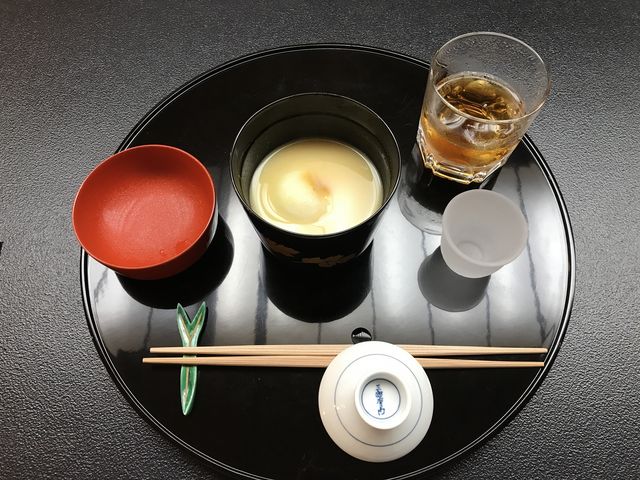 一子相伝の白みそ雑煮。からしが入っていました。_一子相伝京料理・なかむら