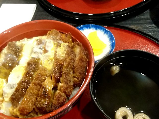 カツ丼がオススメ!_狐狸庵大野城店