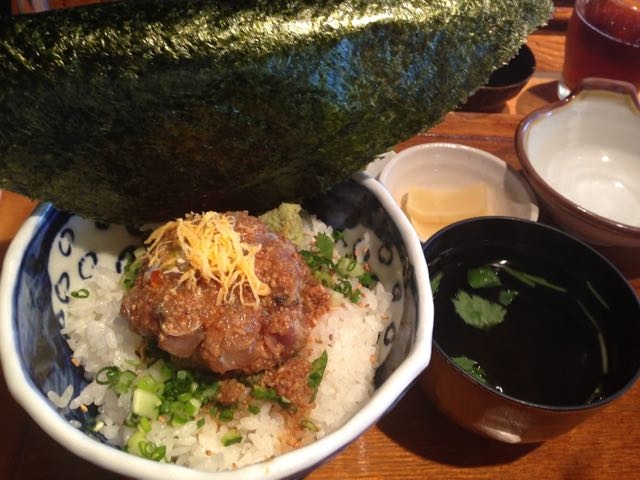 見た目もインパクト!_江ノ島小屋