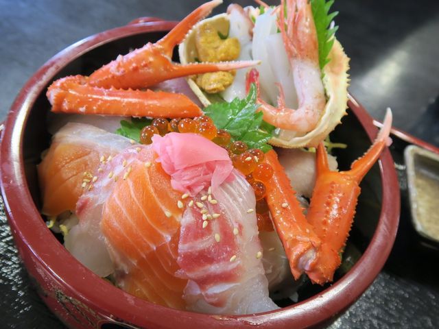 海鮮丼_お食事処 かいがん