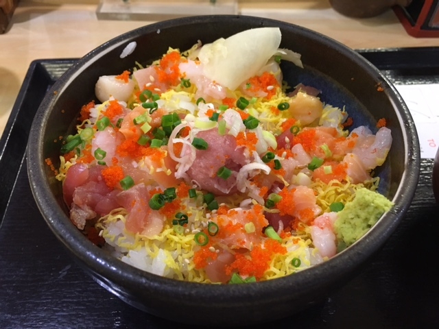 海鮮ちらし_まぐろ市場 神田小川町店