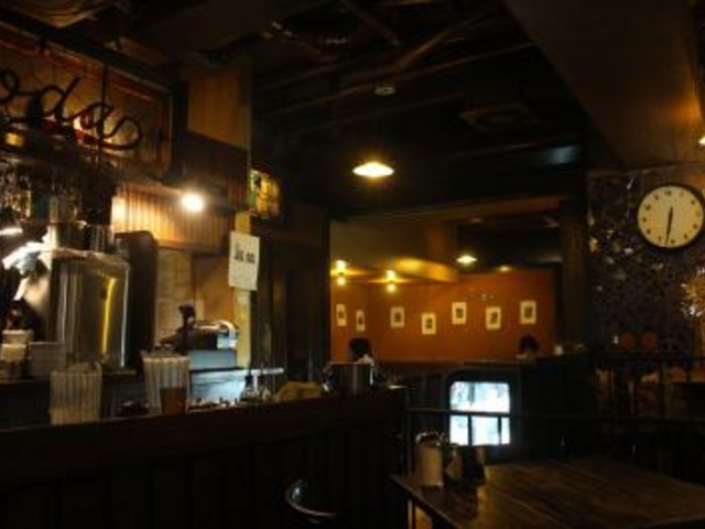 店内_Yonchome Cafe