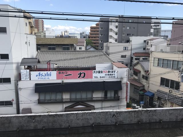 駅から見えます_一力