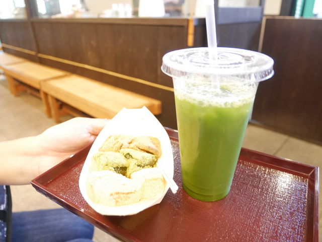 わらび餅は味が三種類、抹茶ドリンク_おだんごの店 藤菜美