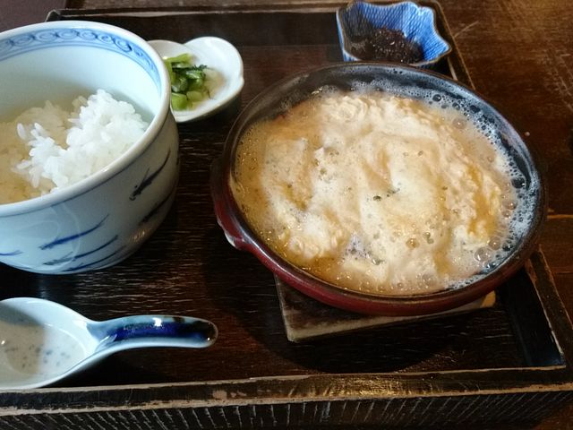 ゆば丼ではないと思います。_湯葉丼 直吉