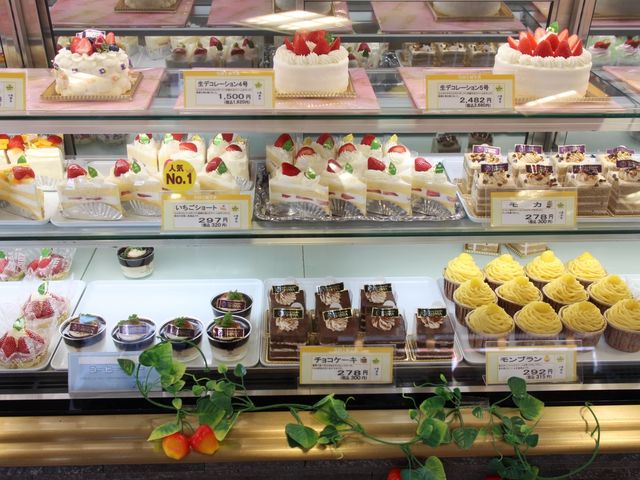 ケーキ_菓子司新谷 本店