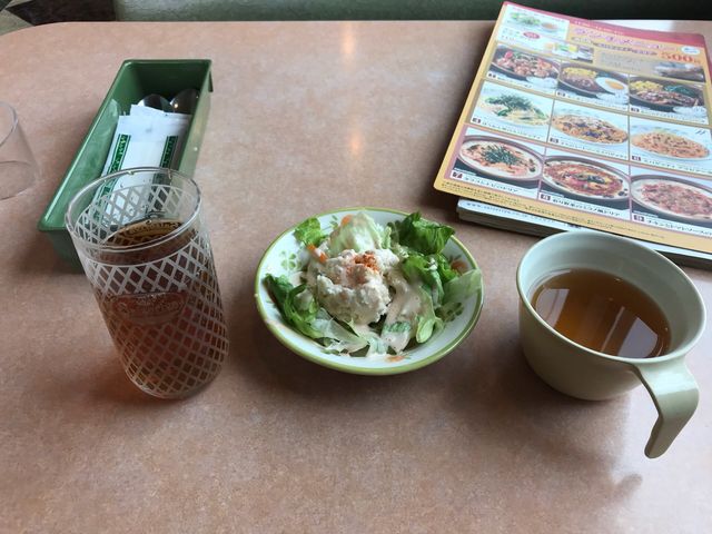 ランチセットなサラダ スーパーとドリンクバー_サイゼリヤ杉戸店