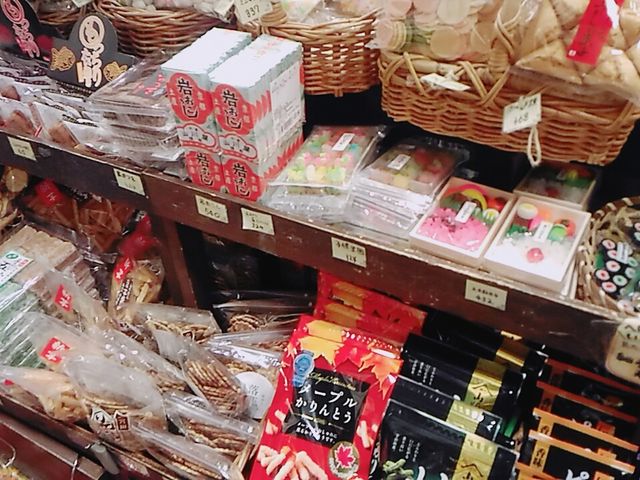店内_だがし夢や・ららぽーと横浜店