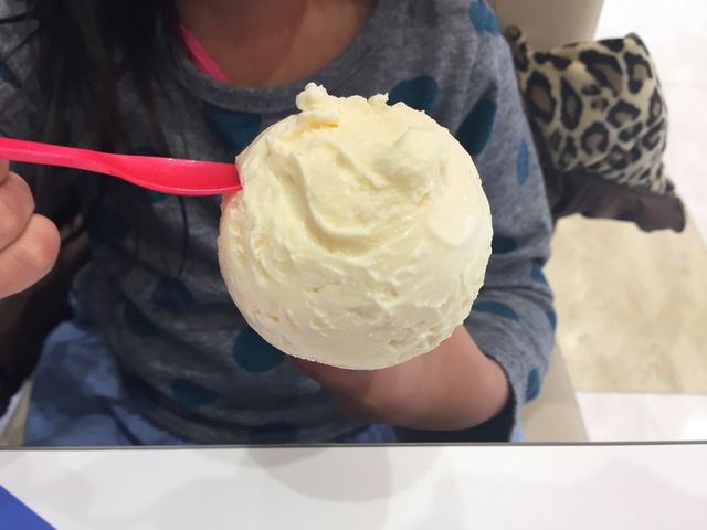 バニラ_サーティワンアイスクリーム枚方ベルパルレ店