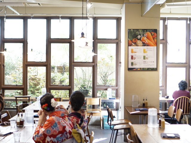 店内_mumokuteki cafe&foods