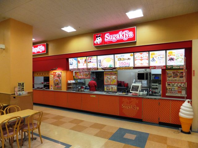 アピタ名張店の様子_スガキヤアピタ名張店