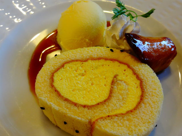 鳴門金時芋のロールケーキ_ココスつくば小野崎店