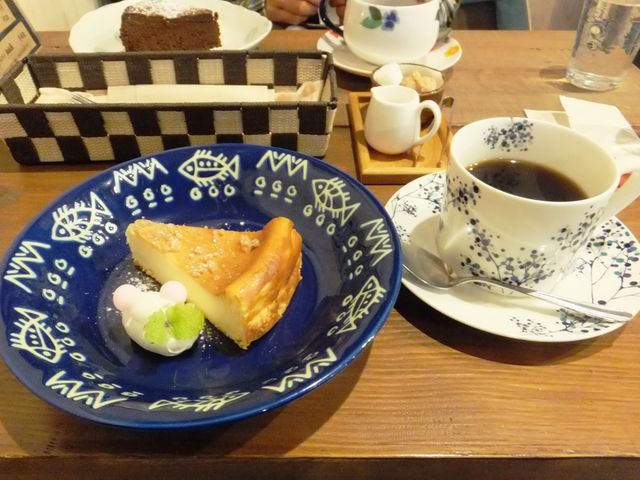 チーズケーキセット_つぐみカフェ