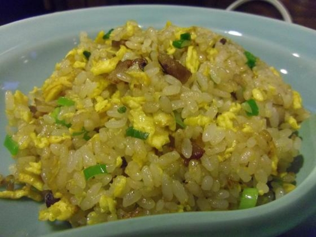 脂っぽい炒飯...何なのこれ?_中国料理 品品香(ピンピンシャン)