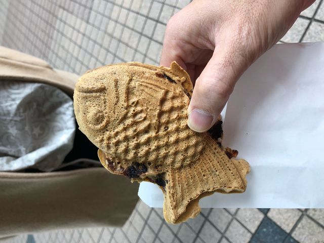 パリパリの皮と甘さ控えめあんこ_鯛焼本舗遊示堂西二階町店