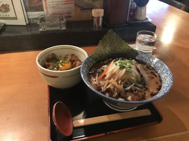 セットで900円_鐵匠らーめん