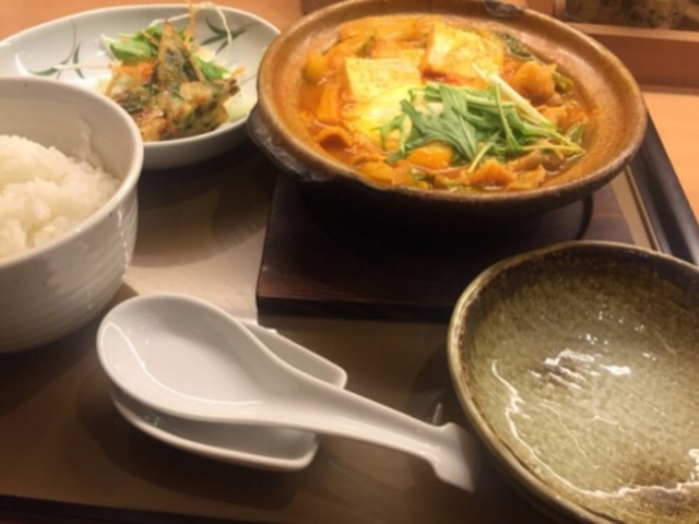 チゲ鍋定食です。_やよい軒西新宿店