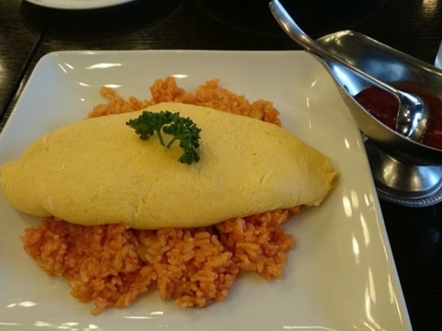 タンポポオムライス_たいめいけん