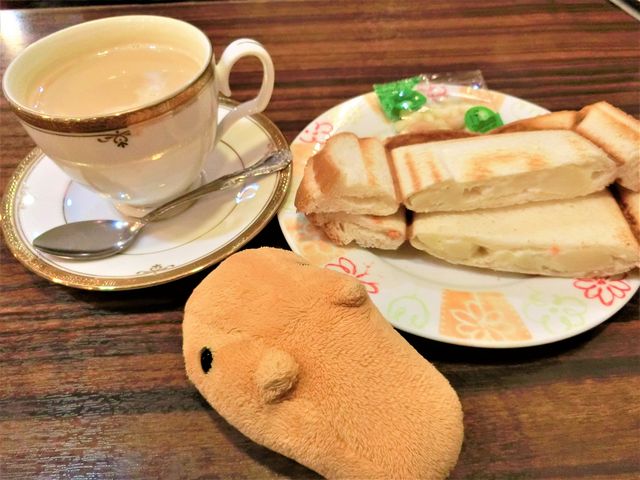 ポテトサラダプレスサンド&カフェラテ_リヨン