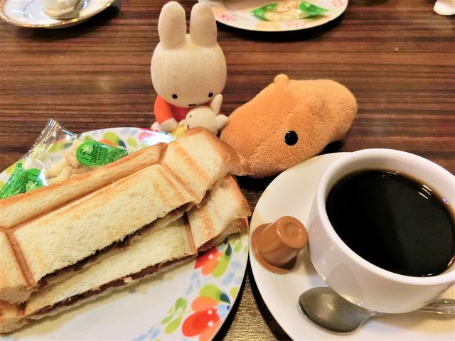 小倉あんプレスサンド&コーヒー_リヨン
