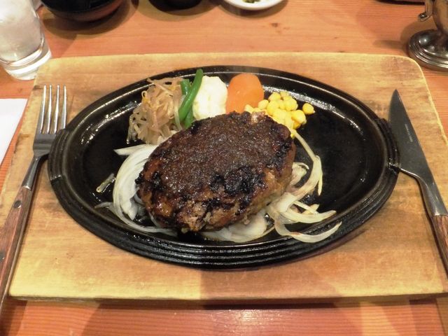 炭火焼きステーキ 炉舎