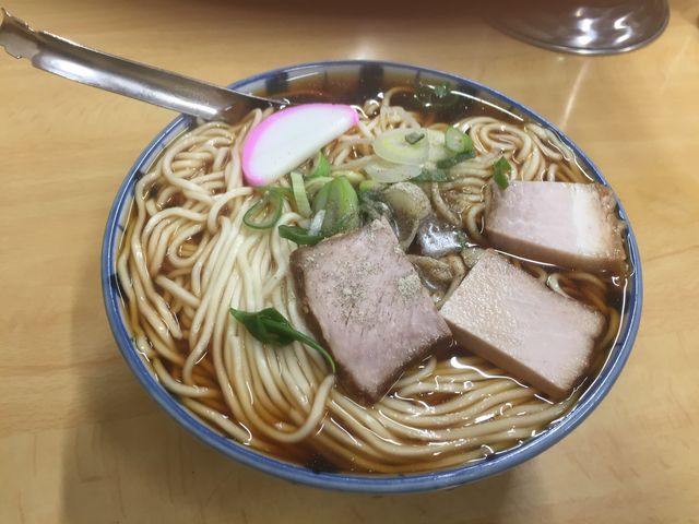 スープがこぼれそう_丸デブ 総本店