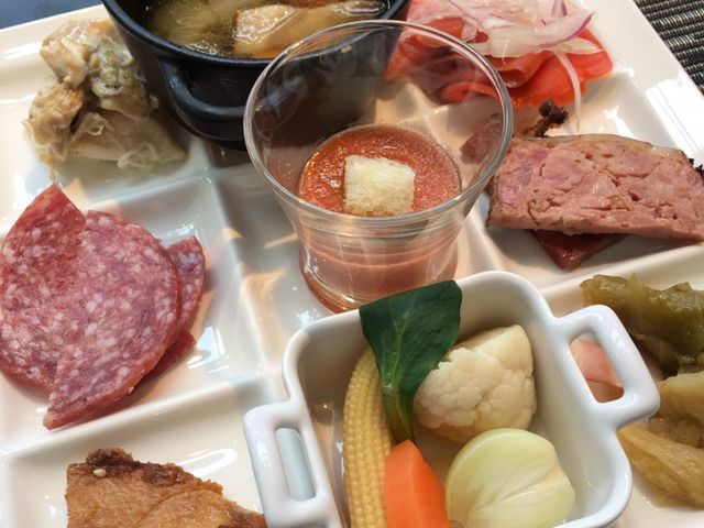 おしゃれビュッフェ_クロスホテル大阪 TERRACE&DINING ZERO