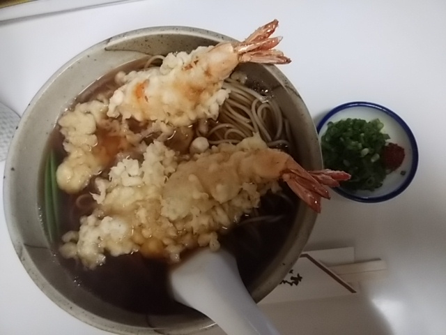天ぷらそば・980円_岩久食堂
