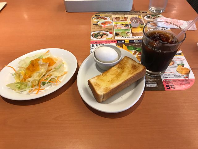 アイスコーヒーモーニングセットとミニサラダ_デニーズ 岩槻インター店(Denny’s)