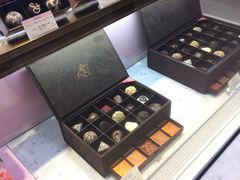 にくにくさんさんのGODIVA Chocoiste 東武柏駅への投稿写真1