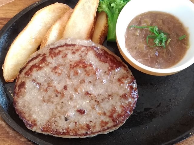 ハンバーグ_ココス恵庭店