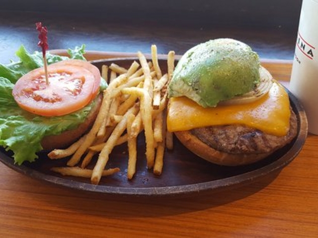 チーズバーガー_クアアイナ KUA `AINA アクアシティお台場店