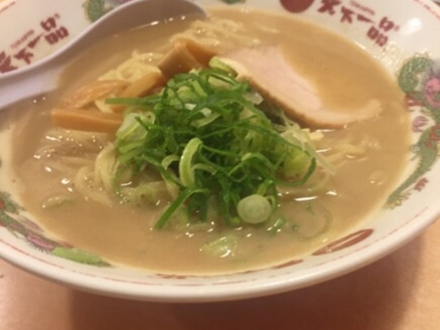 見た目からこってりです。_天下一品 新宿西口店