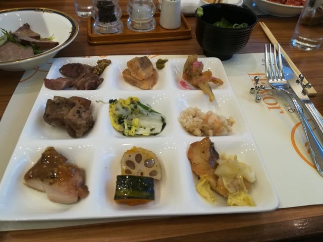 夕食の一皿_ガーデンカフェ