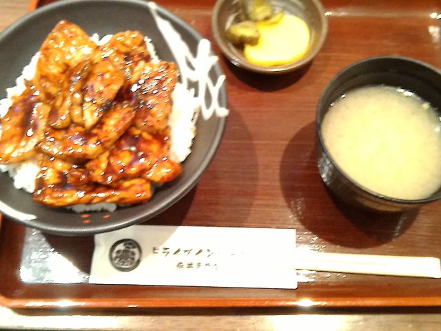 豚丼_ドライブインいとう とかち清水本店