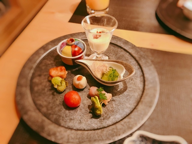 前菜も季節のもの中心でヘルシーです_花のれん