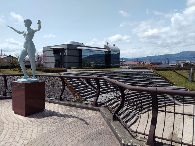 伊達市梁川美術館