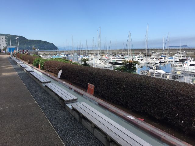 足湯_屋外足湯「あったまり〜な」