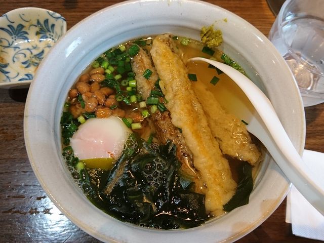 ワンコインうどん_博多 あかちょこべ