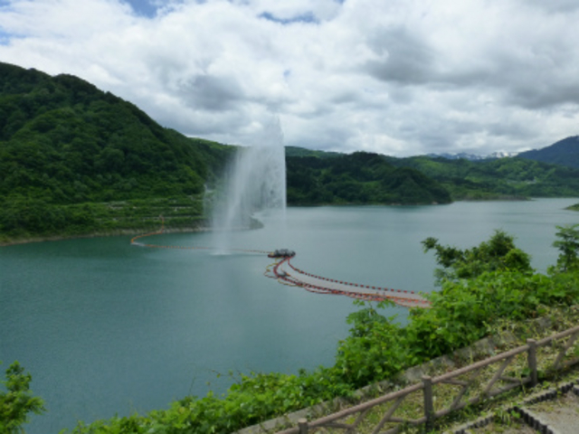 大噴水_月山湖大噴水