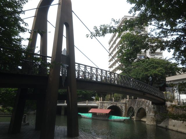 虹の橋_四季の広場