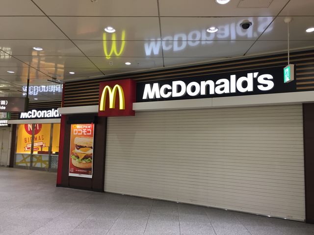 まだ空いてなかったです。_マクドナルドJR京都アスティ店