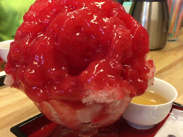 いちご、蜜のみ_かき氷専門店 ひみつ堂