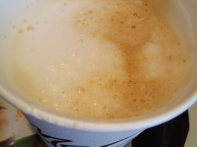 カフェラテ_マクドナルド京成津田沼店